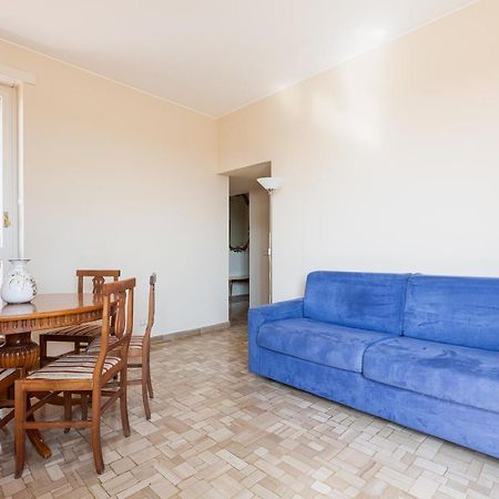Milano - Roomy Apartment 300 M From M3 Affori Fn! エクステリア 写真