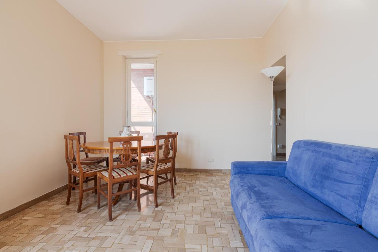Milano - Roomy Apartment 300 M From M3 Affori Fn! エクステリア 写真