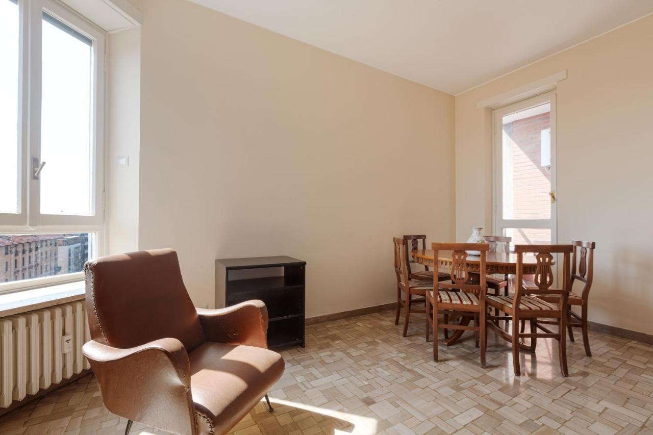 Milano - Roomy Apartment 300 M From M3 Affori Fn! エクステリア 写真