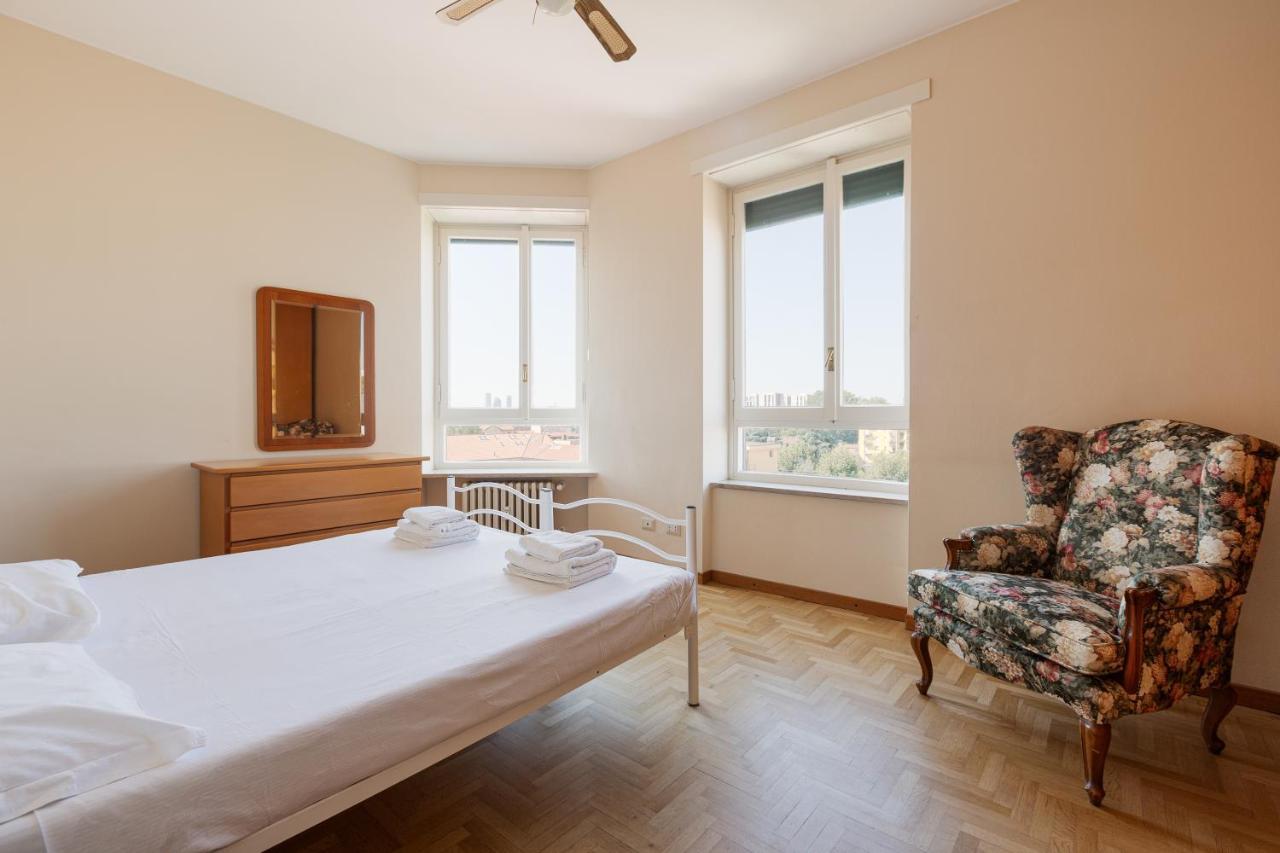 Milano - Roomy Apartment 300 M From M3 Affori Fn! エクステリア 写真