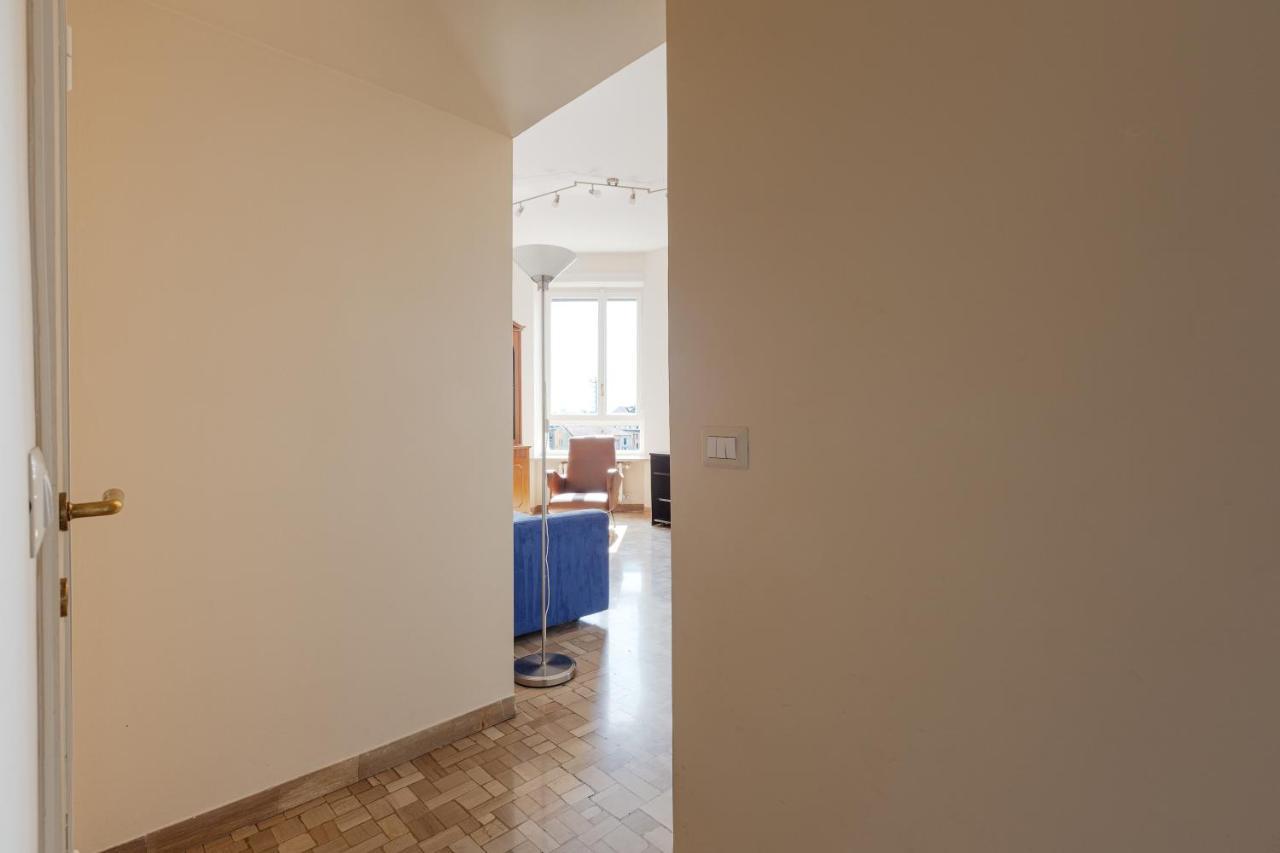 Milano - Roomy Apartment 300 M From M3 Affori Fn! エクステリア 写真