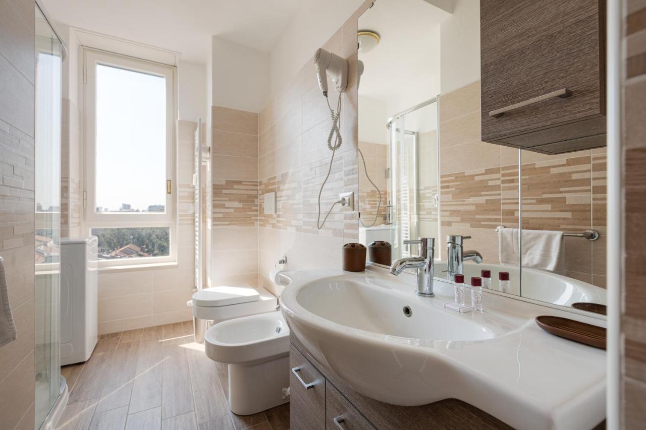Milano - Roomy Apartment 300 M From M3 Affori Fn! エクステリア 写真